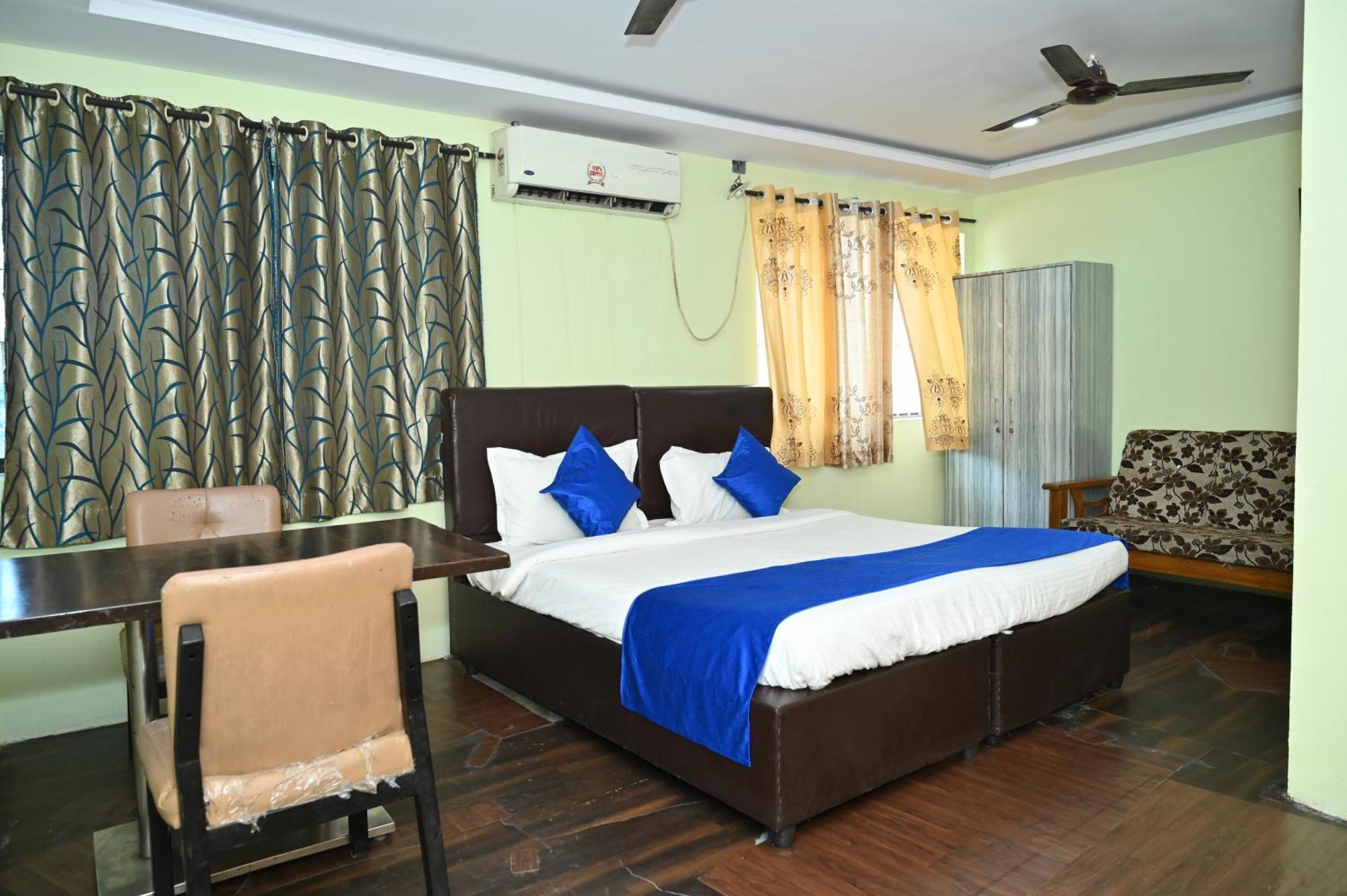 Hotel Ankitha Grand Hyderabad Exteriör bild