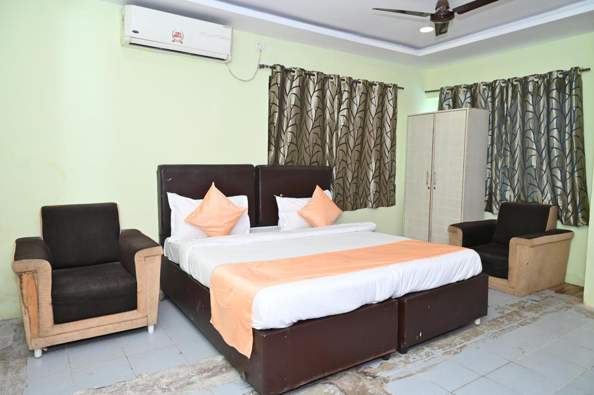 Hotel Ankitha Grand Hyderabad Exteriör bild